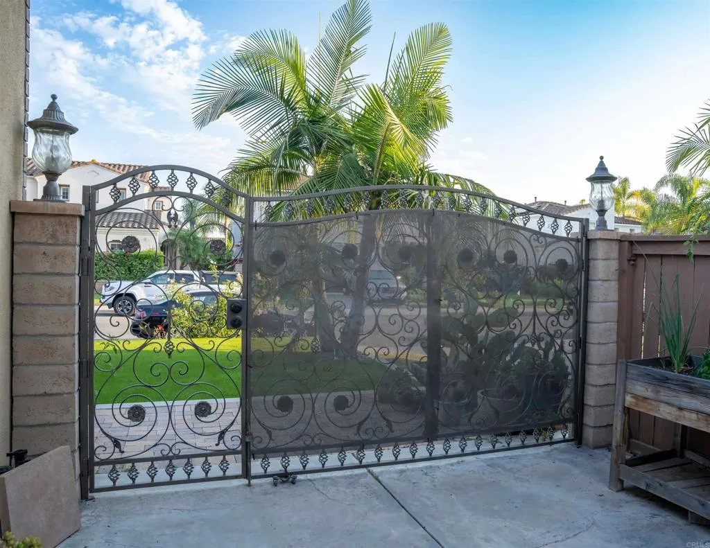 https://cdn.realtyfeed.com/cdn/127/306514642/0ba643ade0d30b263cf55ac6b66c0a3a.webp