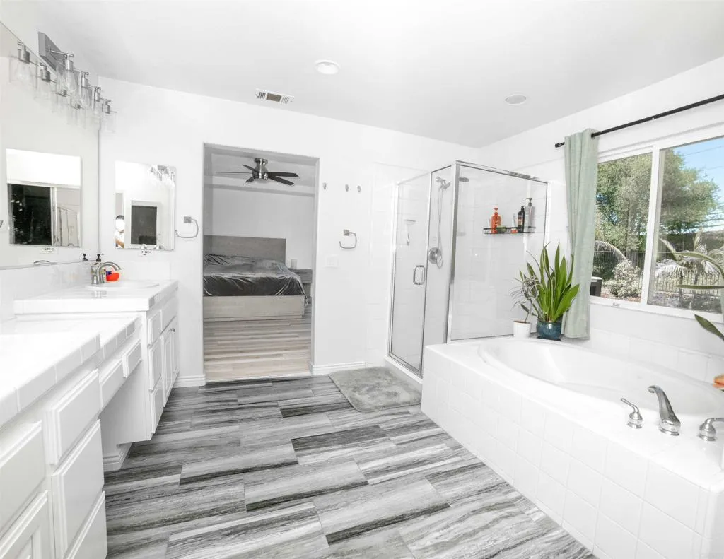 https://cdn.realtyfeed.com/cdn/127/306514642/d2de765dfa2cbd7a7be51168784a3208.webp