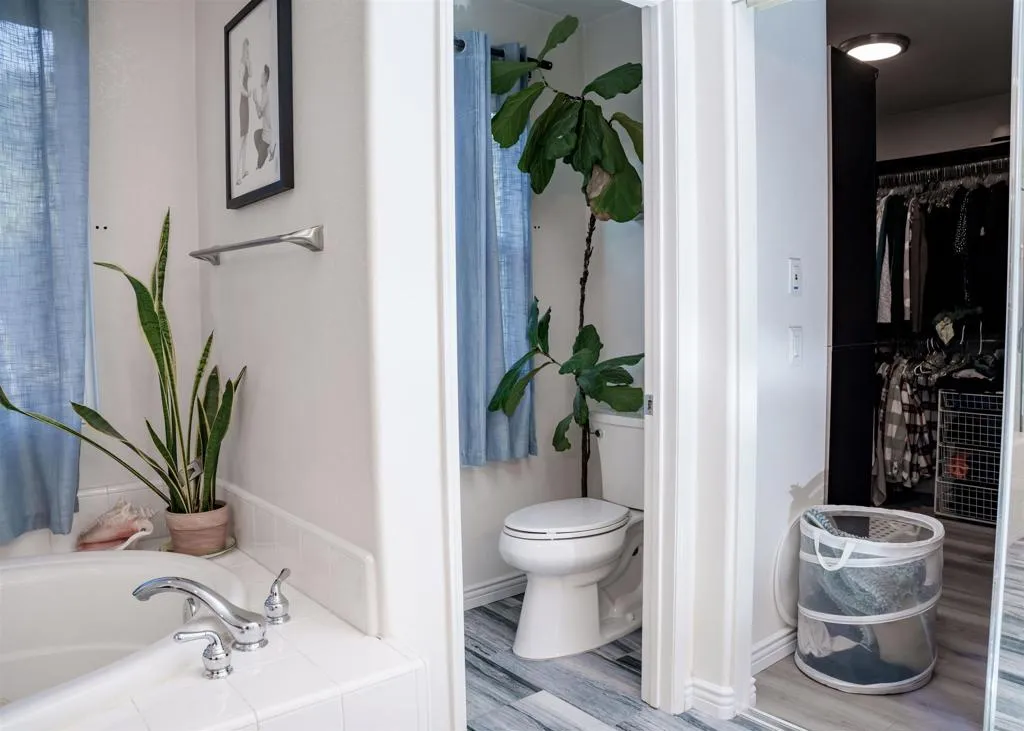 https://cdn.realtyfeed.com/cdn/127/306514642/e51aadece5f9ab8462d80654693aada6.webp