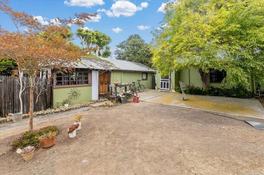 https://cdn.realtyfeed.com/cdn/127/306514649/83e223f8ed4c8a87e8d971872c4b3b2e.webp