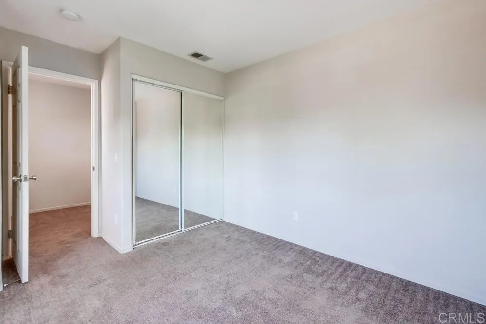 https://cdn.realtyfeed.com/cdn/127/306514793/abed988eaac66fa69cd5f28cb95c7161.webp