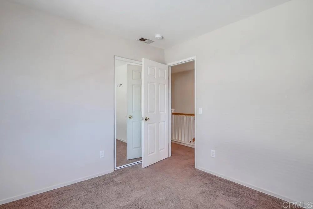 https://cdn.realtyfeed.com/cdn/127/306514793/efb2418b867283d07cf9cb71678f80ff.webp