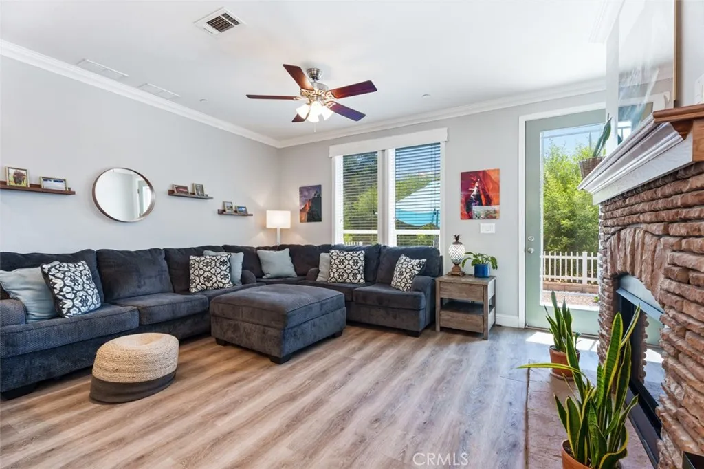 https://cdn.realtyfeed.com/cdn/127/306514833/1f8429ae4ee20f07f1df95ed31348eda.webp