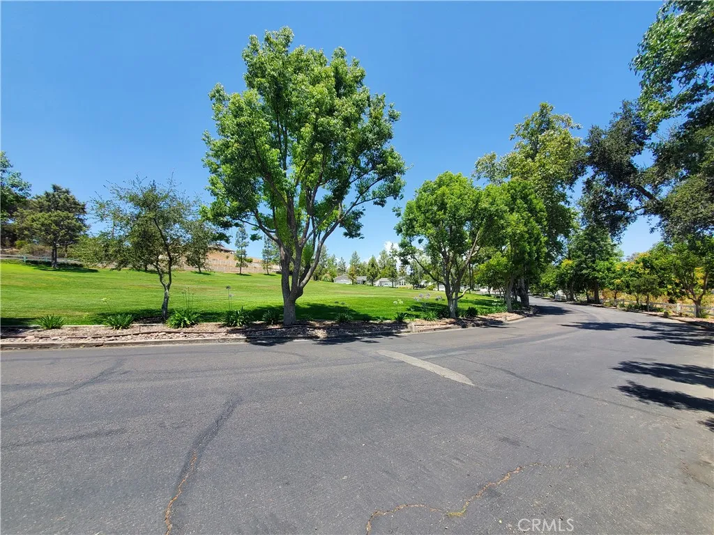 https://cdn.realtyfeed.com/cdn/127/306514833/3301c29f3b70a79427157ce8013f85e4.webp