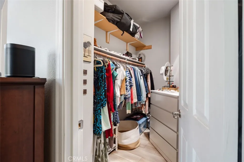 https://cdn.realtyfeed.com/cdn/127/306514833/369ca124bfbc40d94928f82b90c21f1a.webp