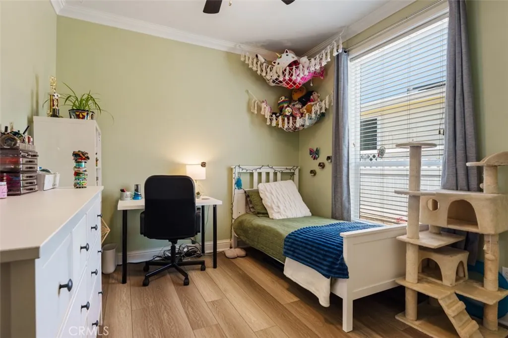 https://cdn.realtyfeed.com/cdn/127/306514833/74cb1c084081329cbb0d814b30d2d860.webp