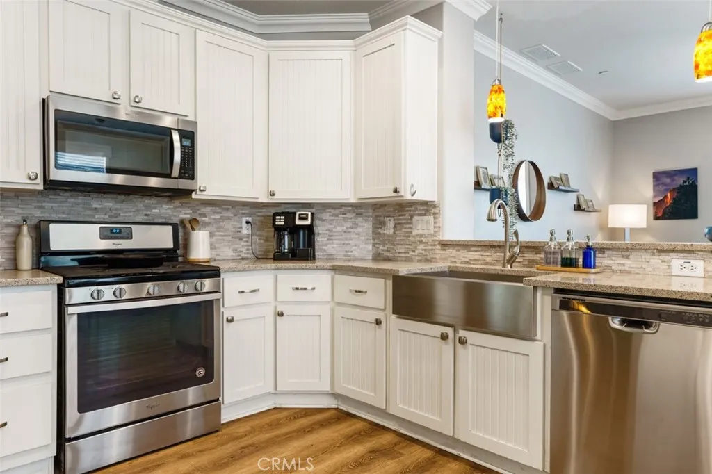 https://cdn.realtyfeed.com/cdn/127/306514833/a93179f71cb7a252885d6aaac91466a8.webp