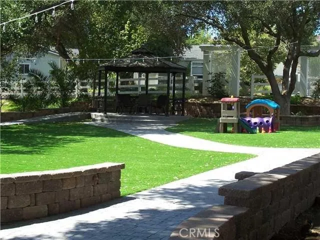 https://cdn.realtyfeed.com/cdn/127/306514833/c46ba6886ce947afd9a564100b9cf601.webp