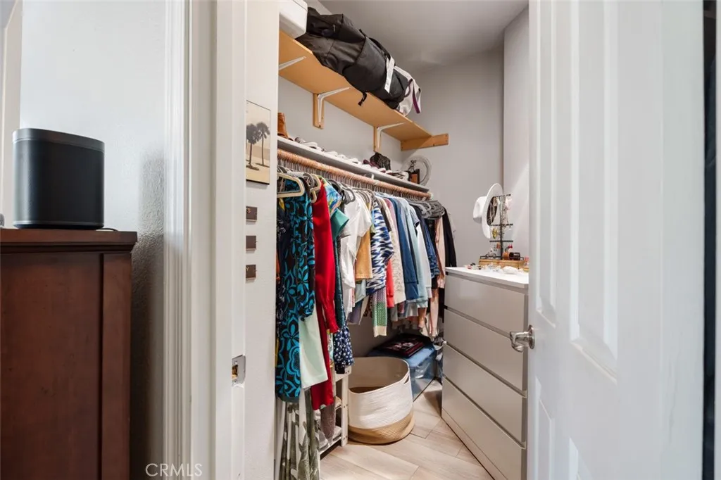 https://cdn.realtyfeed.com/cdn/127/306514833/f6a3020b4b27472d9f0257edbee9bc81.webp
