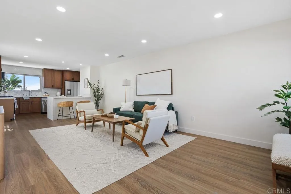 https://cdn.realtyfeed.com/cdn/127/306514915/4148db915aeabce5f1c1d27b30cd924d.webp