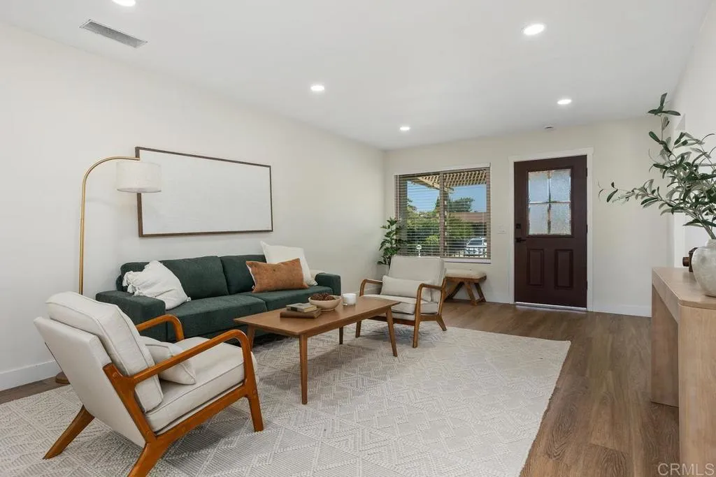 https://cdn.realtyfeed.com/cdn/127/306514915/7f636cc9f9df77a6cf7d7430a3805bfb.webp