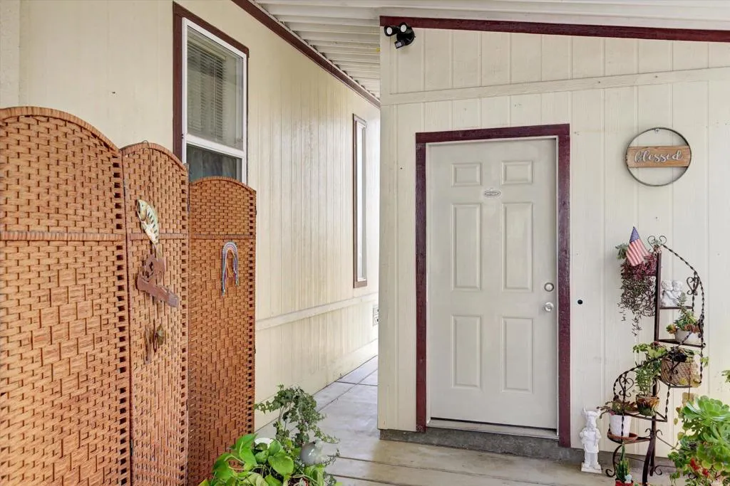 https://cdn.realtyfeed.com/cdn/127/306514969/22638414e9f210e3fbe6d2f1819fd105.webp
