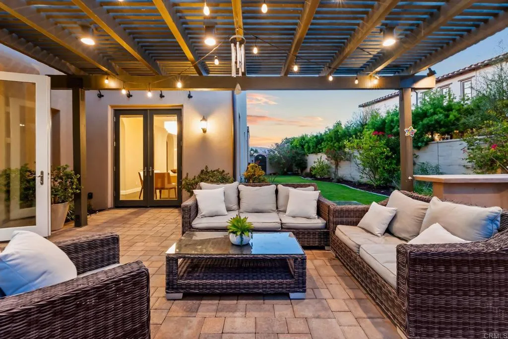 https://cdn.realtyfeed.com/cdn/127/306514970/8db4defecdeb638251c626265d25ad5f.webp