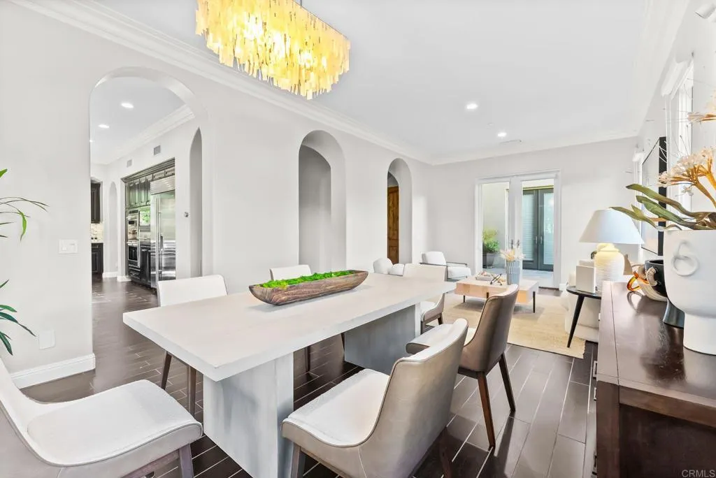 https://cdn.realtyfeed.com/cdn/127/306514970/e584eded1956703518d39c50570215c2.webp