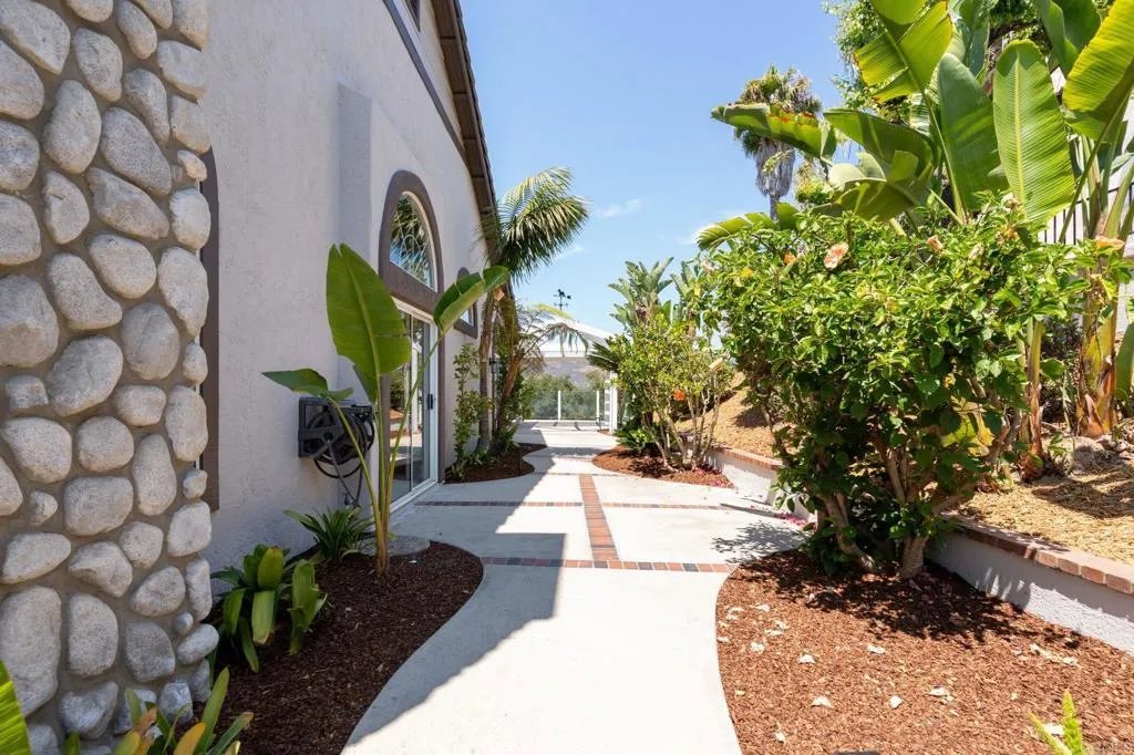 https://cdn.realtyfeed.com/cdn/127/306514982/209e24f123f96faa75650553f09f1288.webp