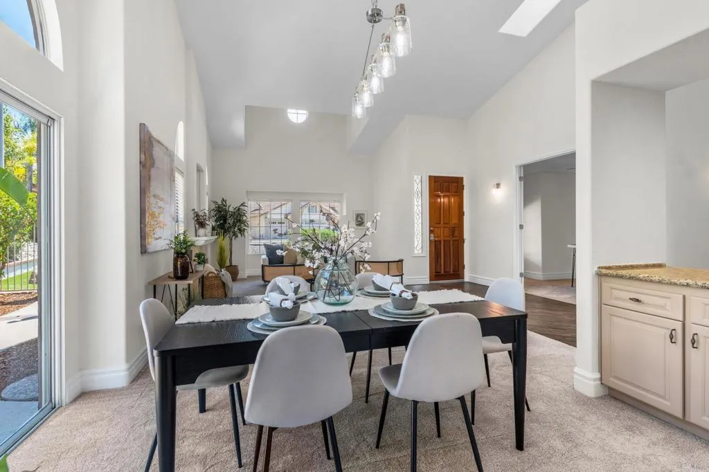 https://cdn.realtyfeed.com/cdn/127/306514982/4f8fc84970ef3c4e4b7512b99b9f11ad.webp