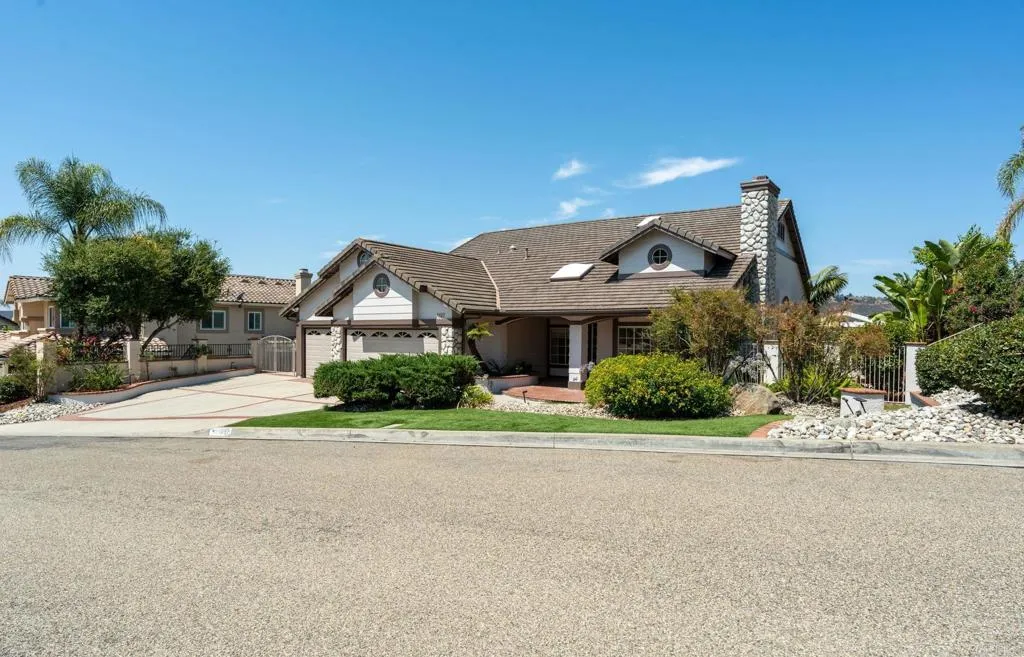 https://cdn.realtyfeed.com/cdn/127/306514982/817ba3807082586098652b1e87e288bf.webp