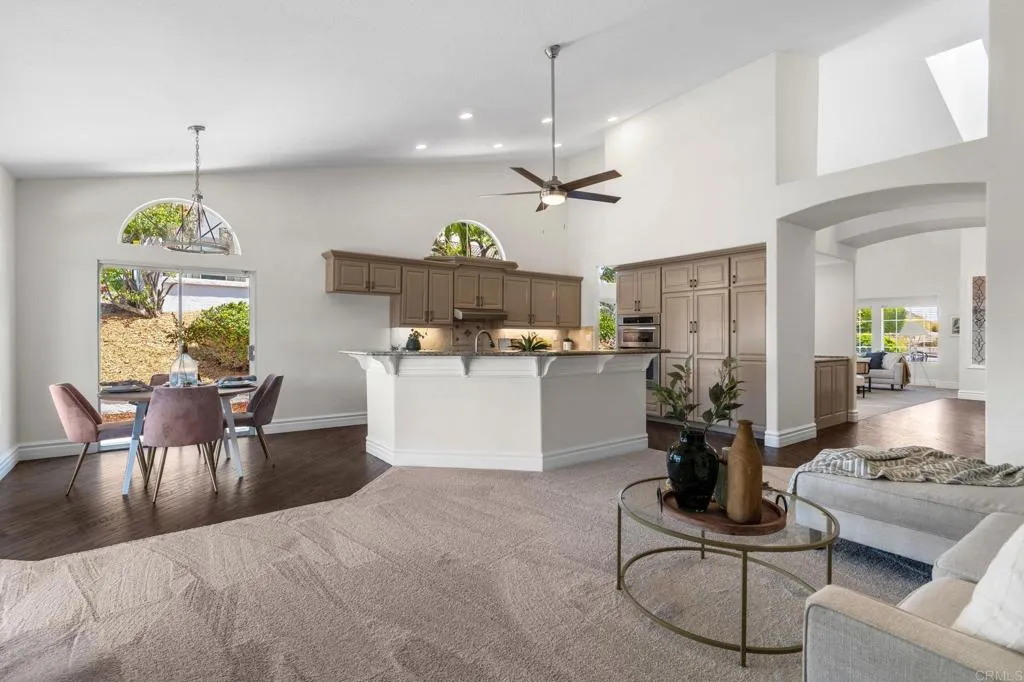 https://cdn.realtyfeed.com/cdn/127/306514982/8dd68f187f6aad289a0e2f7aab809e51.webp
