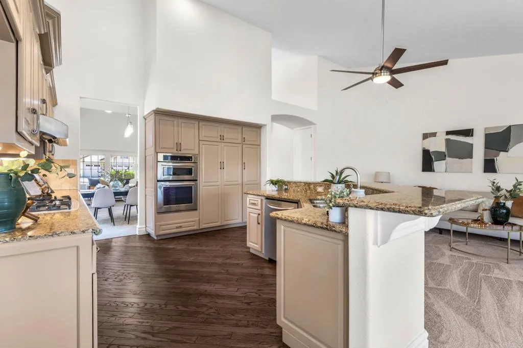https://cdn.realtyfeed.com/cdn/127/306514982/a6c84a5459c073000fe46894dbc1cc6d.webp
