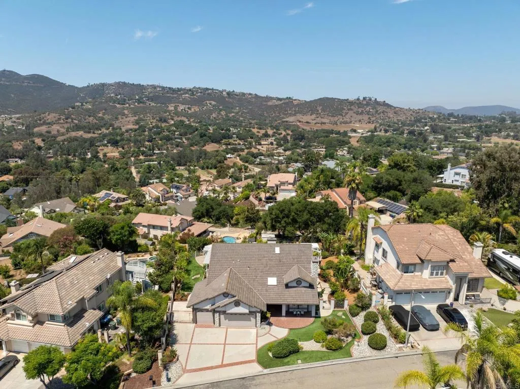 https://cdn.realtyfeed.com/cdn/127/306514982/b2a5d13ef7ea990f06aea70346270123.webp