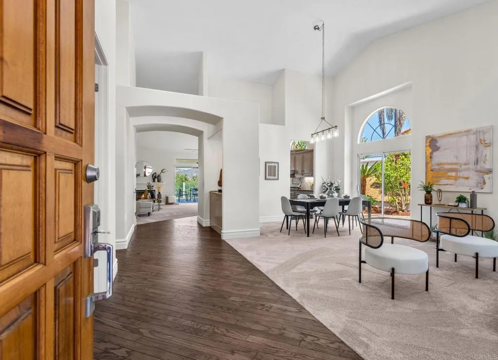 https://cdn.realtyfeed.com/cdn/127/306514982/e0c2e067198a3c54a607c3c4b89fd53c.webp