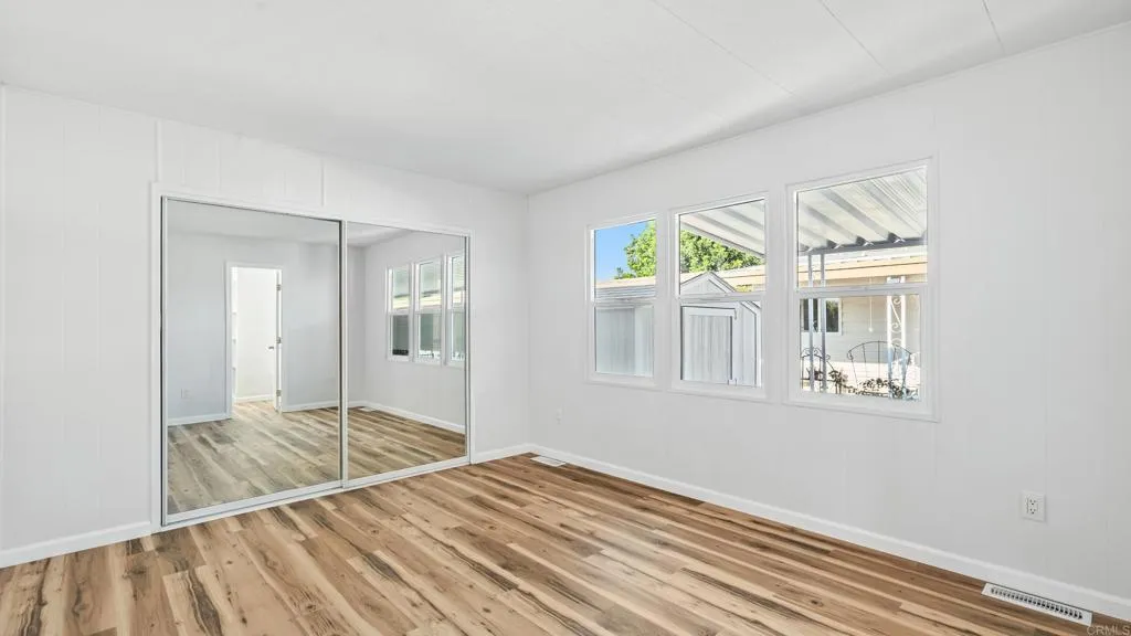 https://cdn.realtyfeed.com/cdn/127/306515009/51f6b8786f073d78f46792373161b96b.webp