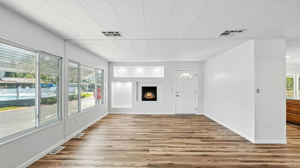 https://cdn.realtyfeed.com/cdn/127/306515009/78d881812446681232eb5c0871ccb2e6.webp