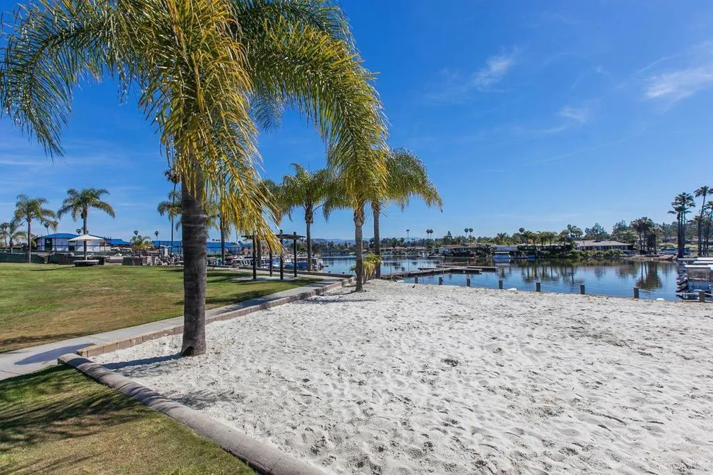 https://cdn.realtyfeed.com/cdn/127/306515037/a1564649b744076c22025d615ced284e.webp