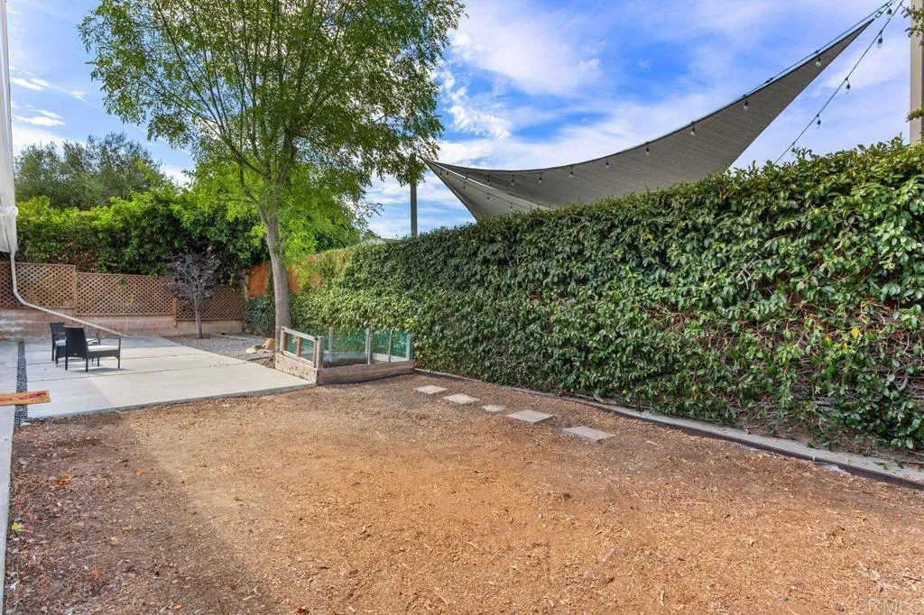 https://cdn.realtyfeed.com/cdn/127/306515037/b6f7258c2ebed42921c96a9bcbabdf61.webp