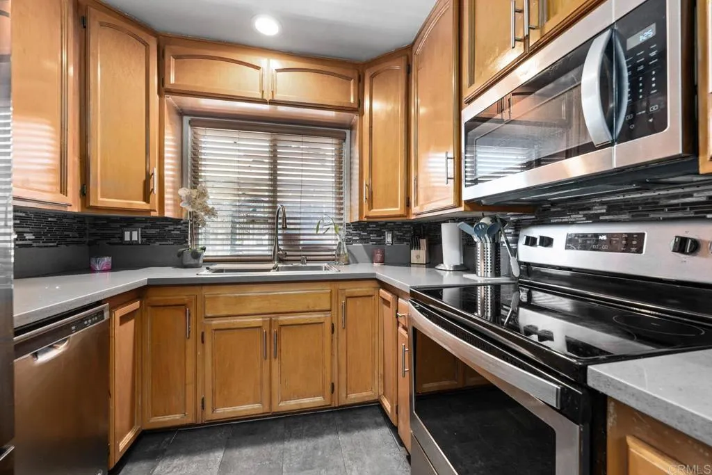 Photo #5: PTP2506068 Listing 