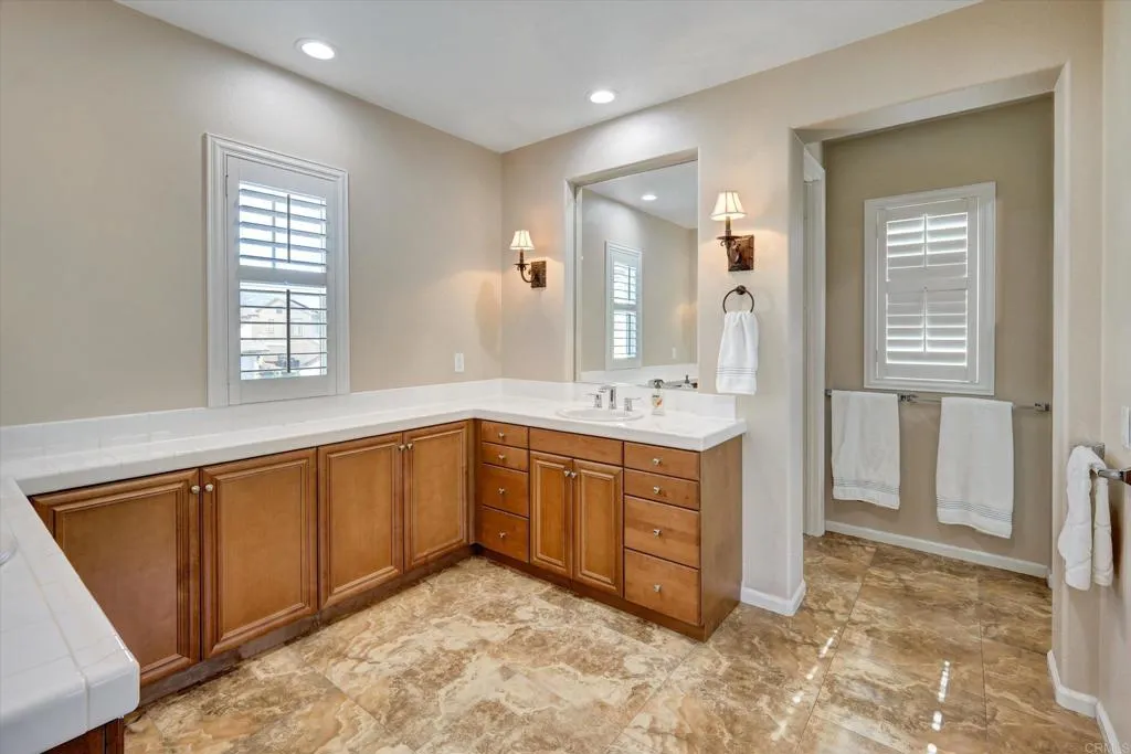 https://cdn.realtyfeed.com/cdn/127/306515089/ae7b33ce0968deab2f859824ceae77ef.webp