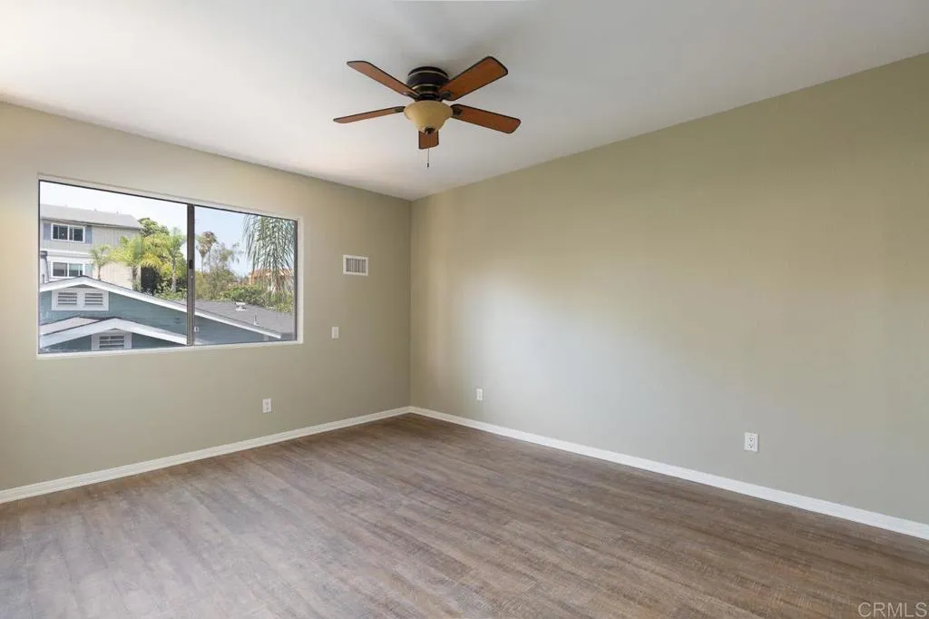 Photo #5: PTP2506074 Listing 