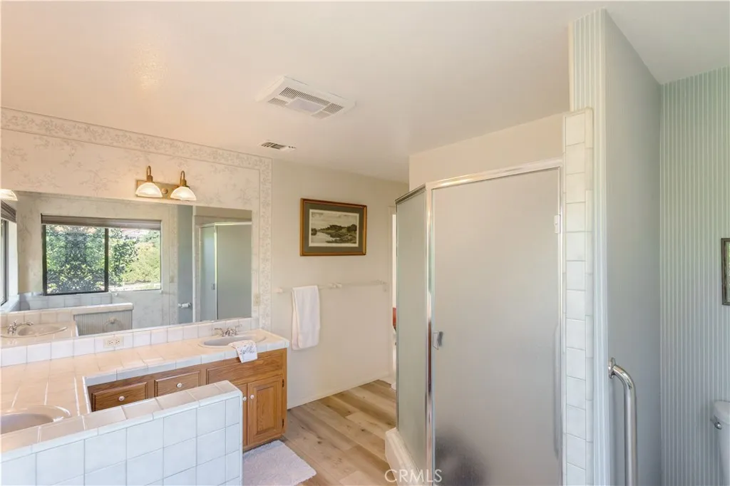 https://cdn.realtyfeed.com/cdn/127/306515336/6af5815774f8e98e6f968c5cc876d9f6.webp