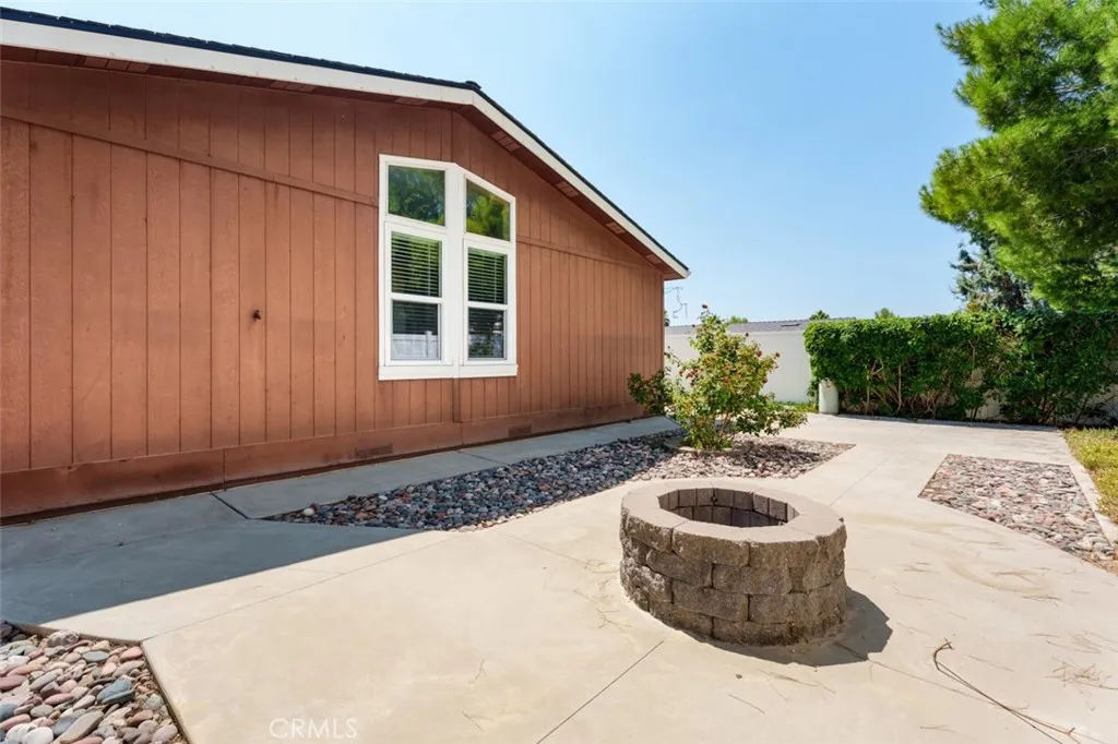 https://cdn.realtyfeed.com/cdn/127/306515348/575ad8ca96a004644bcdee6ad22cb19e.webp