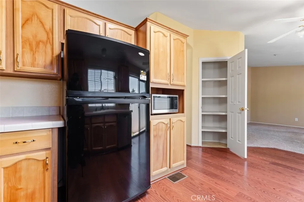 https://cdn.realtyfeed.com/cdn/127/306515348/94b111ff61ef1e1fd13ee35d599780a5.webp