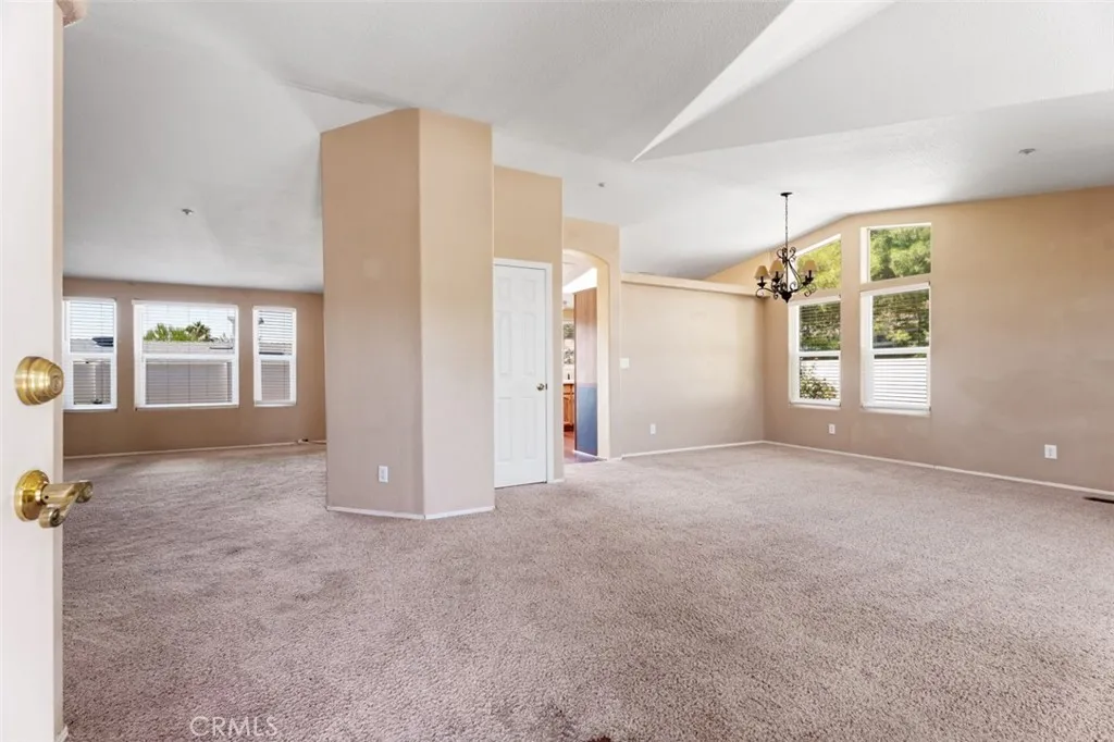 https://cdn.realtyfeed.com/cdn/127/306515348/e6636571609d51c0794d439b34b398e8.webp