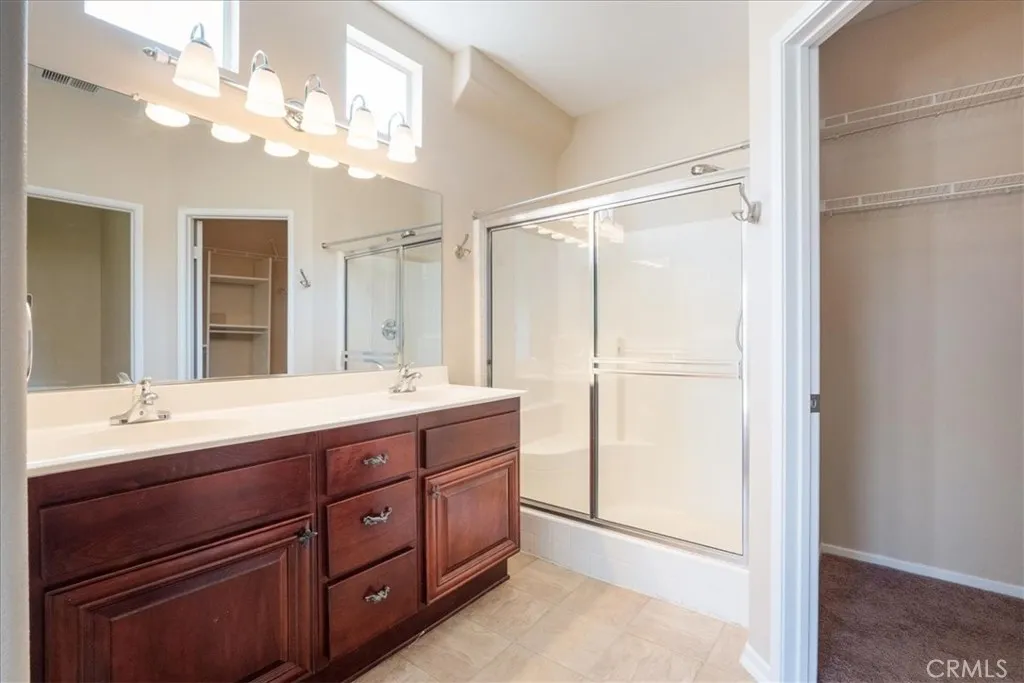 https://cdn.realtyfeed.com/cdn/127/306515356/8fa8aca0828c3f54e739f7a901d3f921.webp
