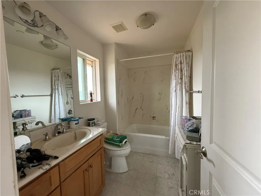 https://cdn.realtyfeed.com/cdn/127/306515361/dcb9cfb98e269527ba949089341223ff.webp