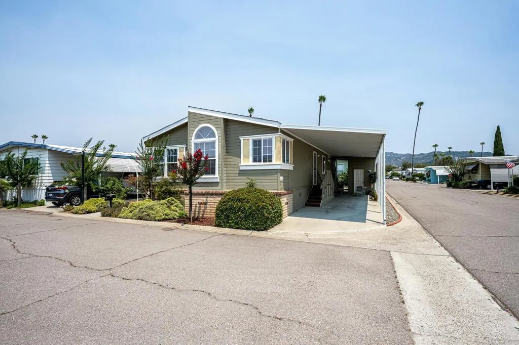 https://cdn.realtyfeed.com/cdn/127/306515481/ca29e53b766bd191af18e970ed51b3fc.webp