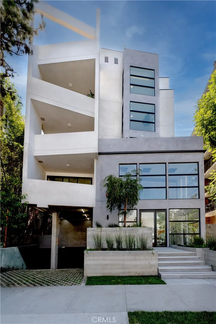 Los Angeles, CA 90024