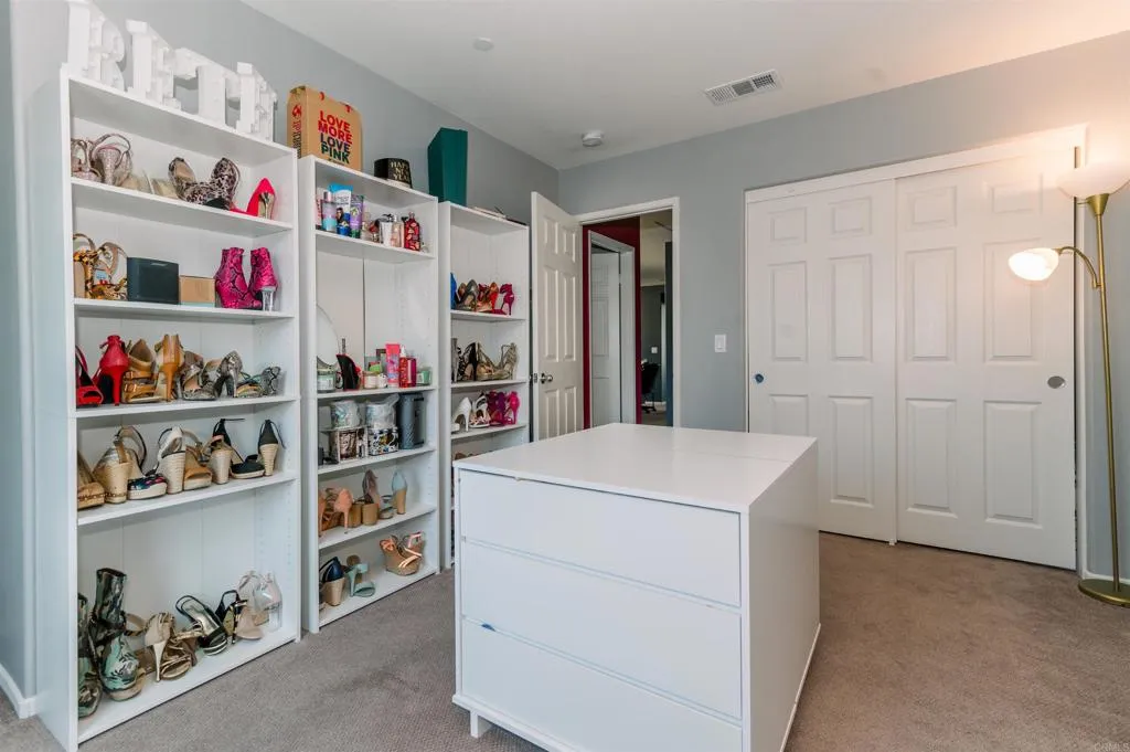https://cdn.realtyfeed.com/cdn/127/306515540/fe521e265a31380f87187f32a3cebea2.webp
