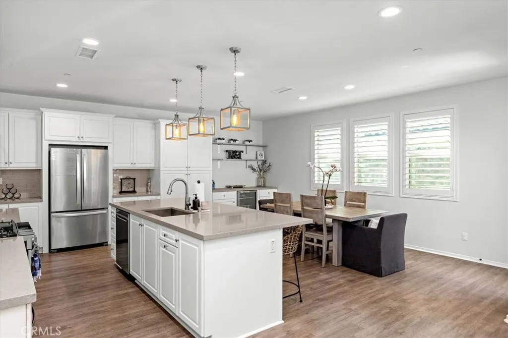 https://cdn.realtyfeed.com/cdn/127/306515545/102973e672c54c3274c00773c6e3bcbf.webp