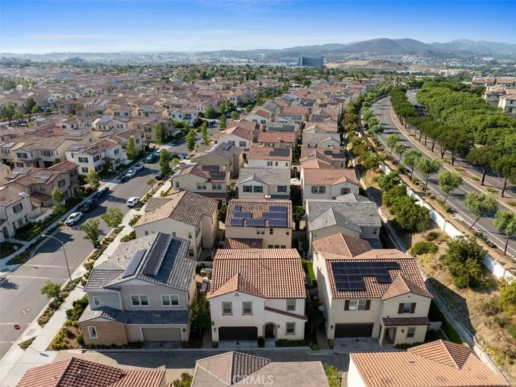 https://cdn.realtyfeed.com/cdn/127/306515545/4c2c889d908896460d93f9aab371b3d5.webp