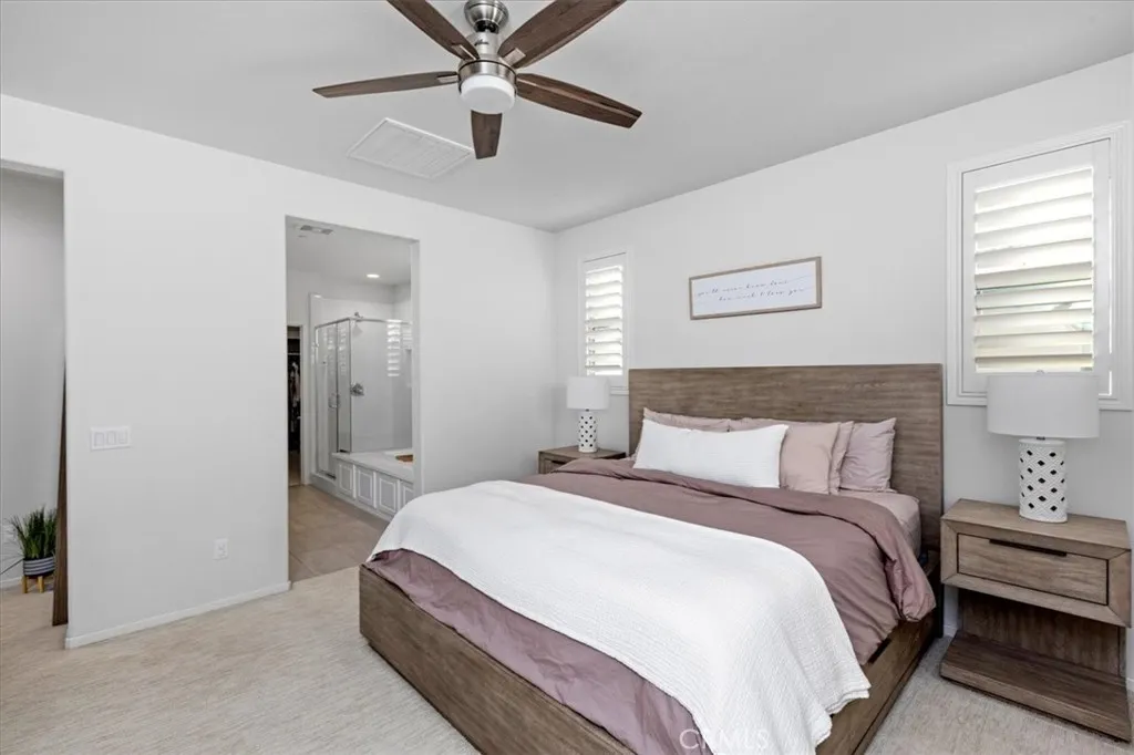 https://cdn.realtyfeed.com/cdn/127/306515545/fc13e8e810a6432bdbdbb9ef29a185b3.webp