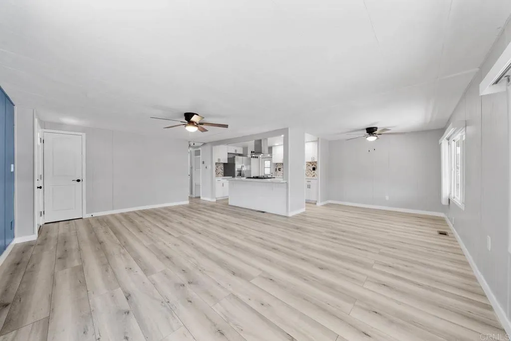 https://cdn.realtyfeed.com/cdn/127/306515611/1fdd4ceeeafad20886c1ca578bd20469.webp
