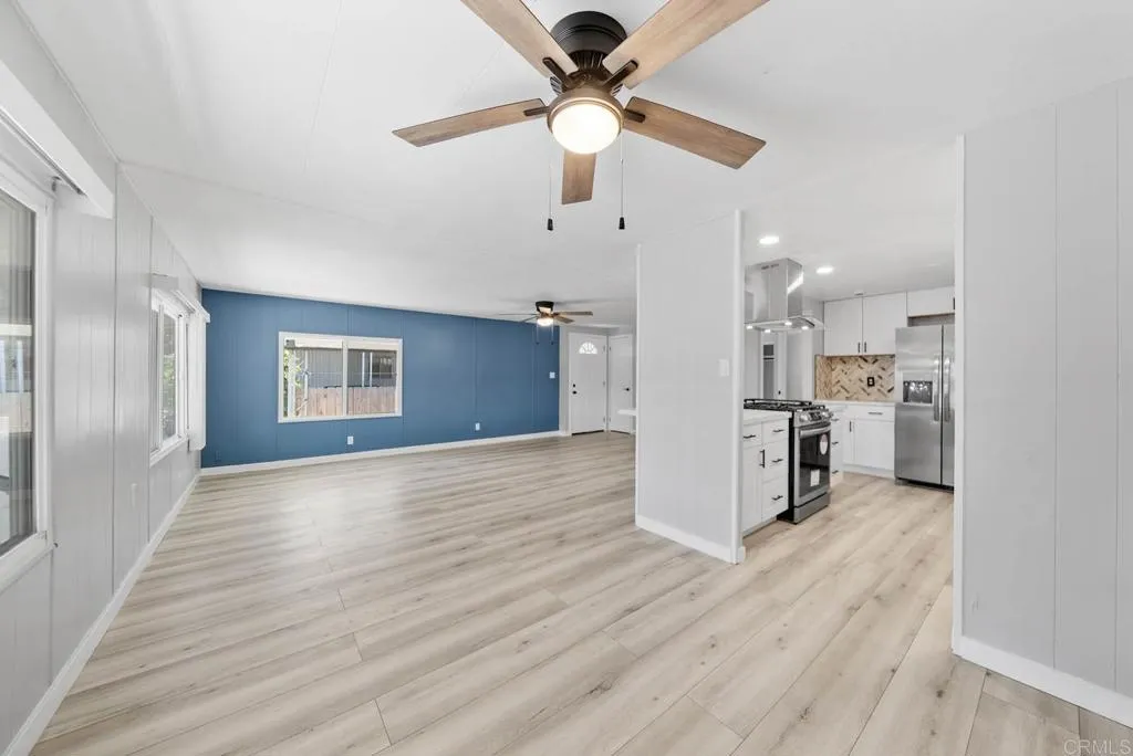 https://cdn.realtyfeed.com/cdn/127/306515611/8b4089ac94368dfa1056a31dca5ef7a0.webp