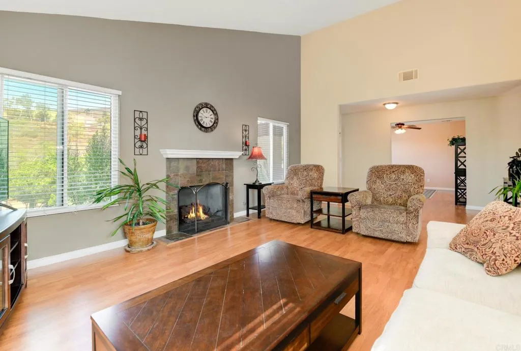 Photo #4: NDP2507894 Listing 