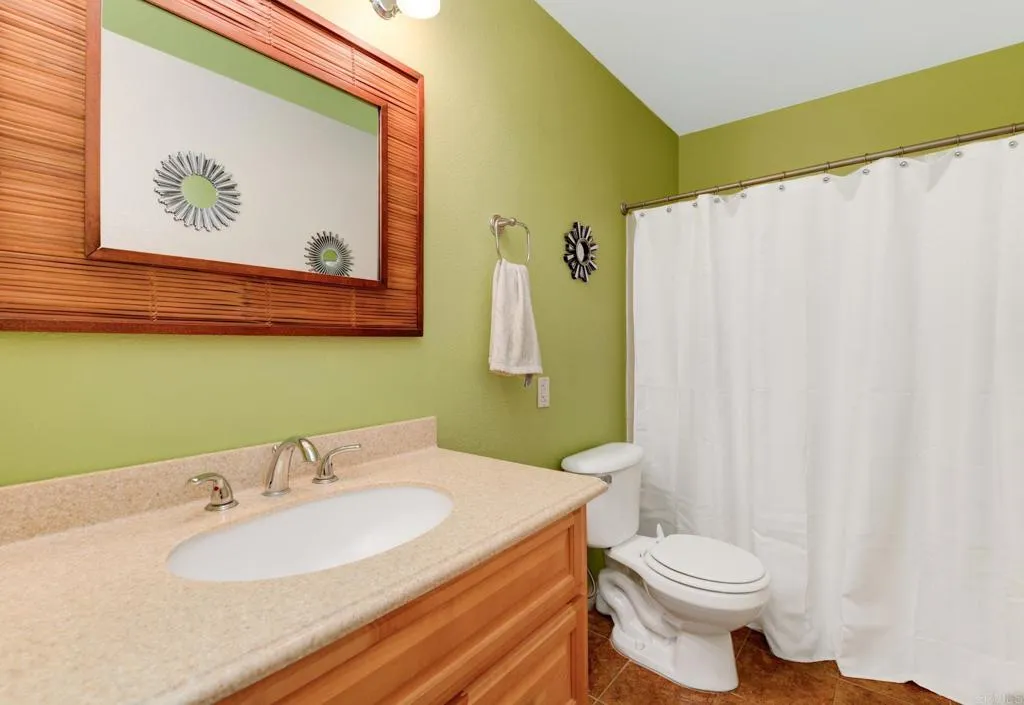 https://cdn.realtyfeed.com/cdn/127/306515631/85755d09ca07b41684f766f2a3383556.webp