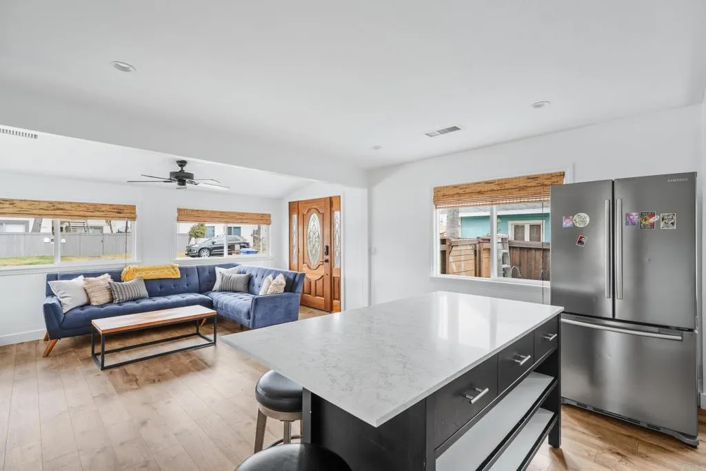 https://cdn.realtyfeed.com/cdn/127/306515683/8970aeb7911c6ad4a0b826c97562c9fe.webp