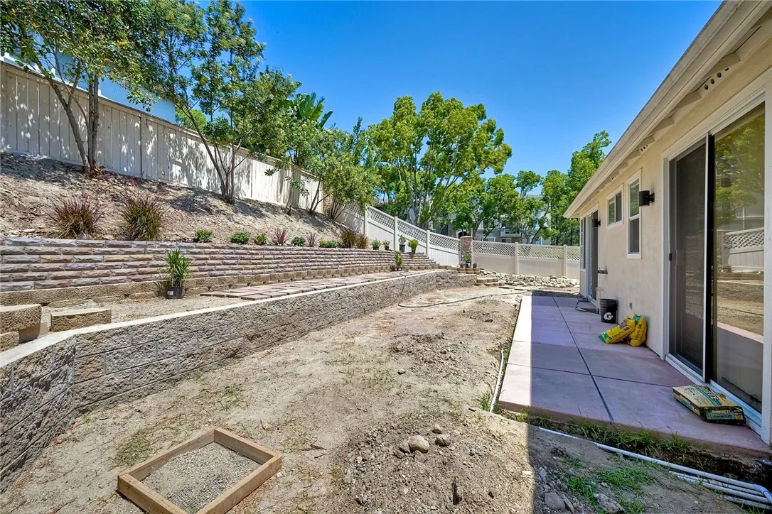 Photo #28: SB25180541 Listing: Photo #28